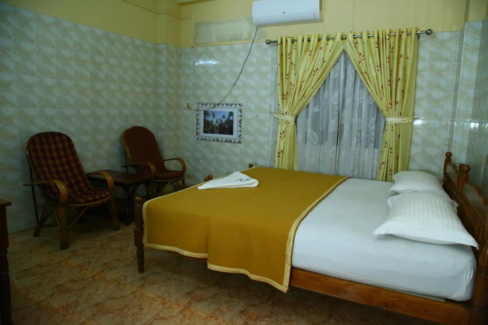 Lake Palace Family Resort Kumarakom Exteriör bild